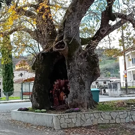 Traditional Stone-built In A Village アパート Raxa